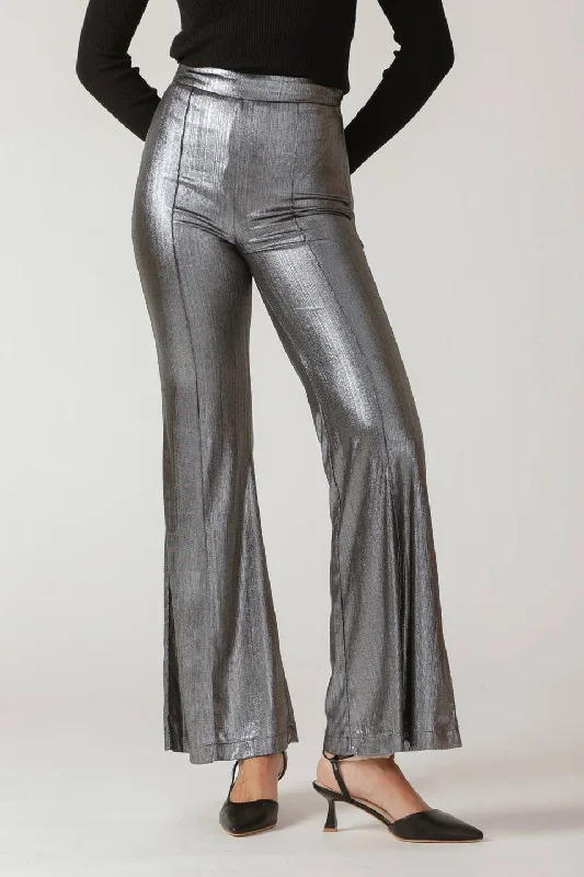 FLIRTY VIBES FOIL COATED WOVEN PANTS