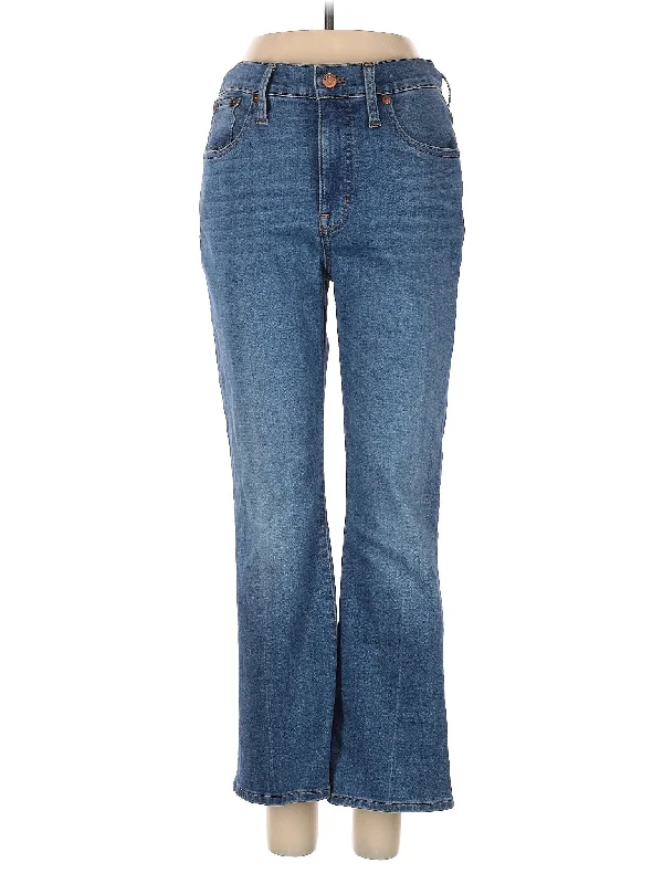 High-Rise Bootleg Jeans in Medium Wash