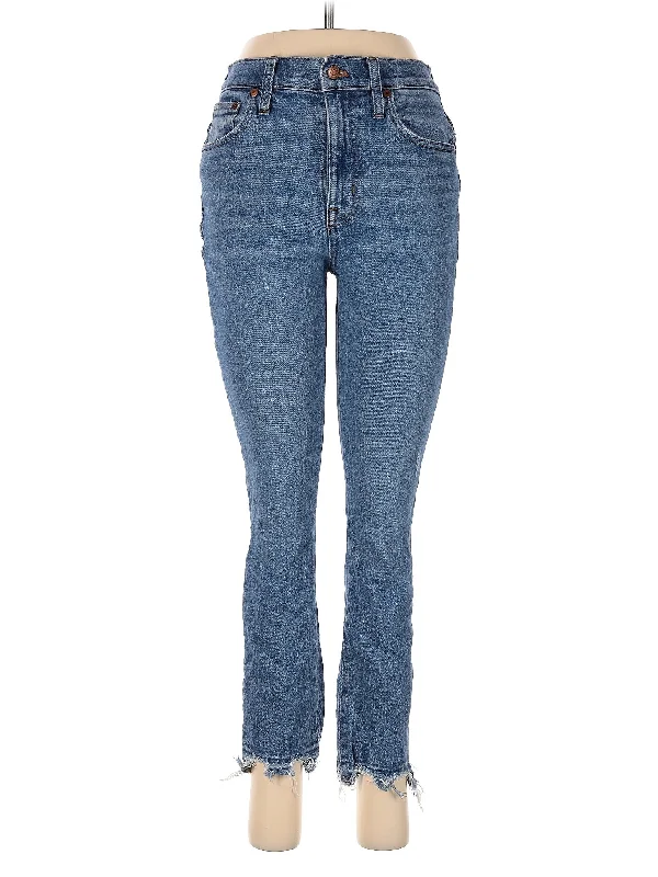 High-Rise Bootleg Jeans in Medium Wash