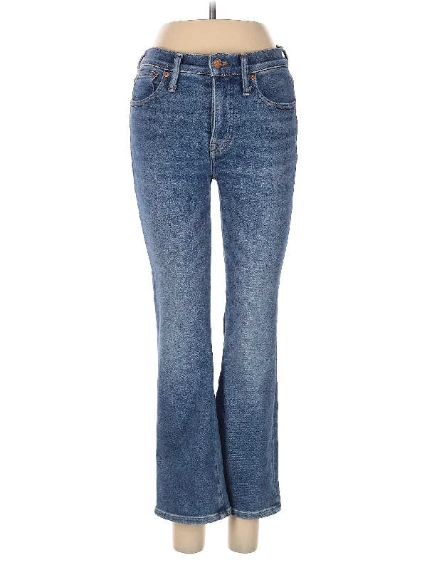 Mid-Rise Bootleg Jeans in Medium Wash