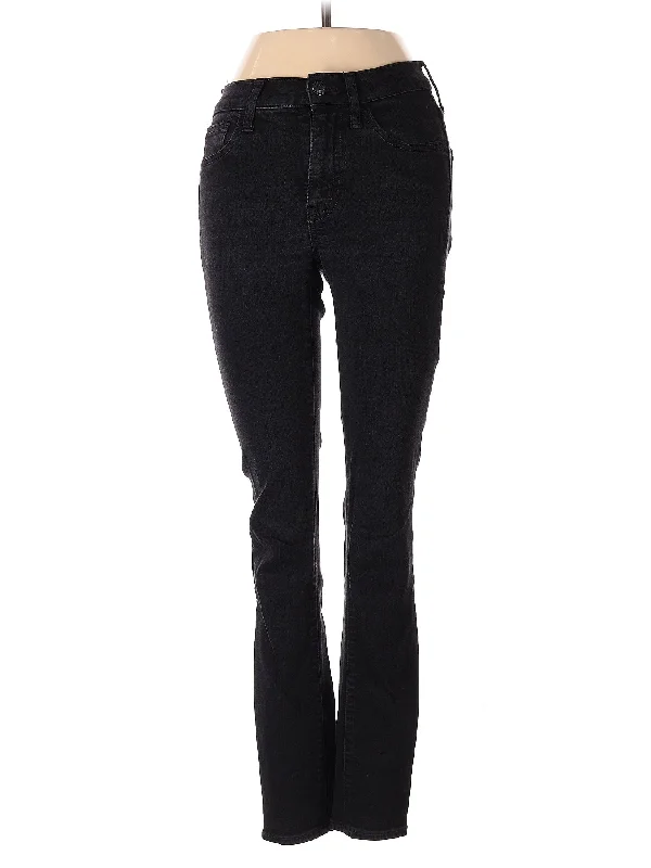 Mid-Rise Straight-leg Jeans in Dark Wash