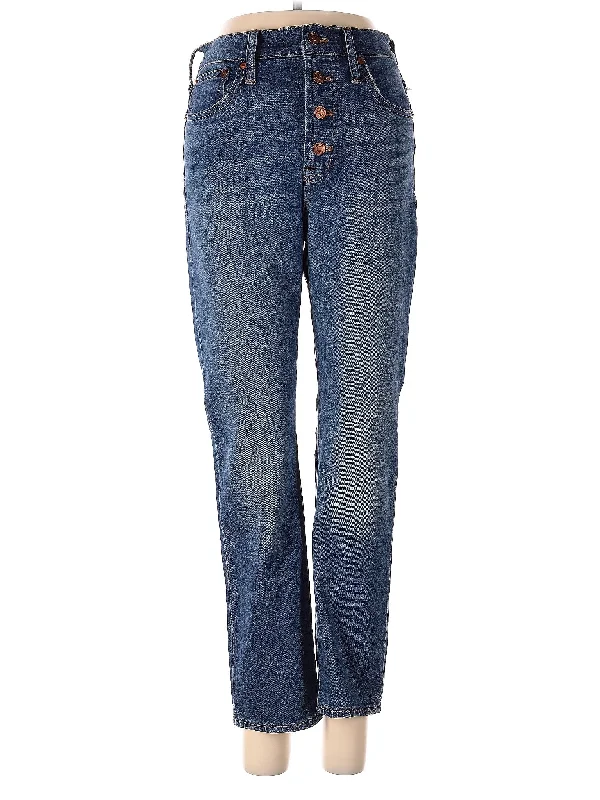 Mid-Rise Straight-leg Jeans in Medium Wash