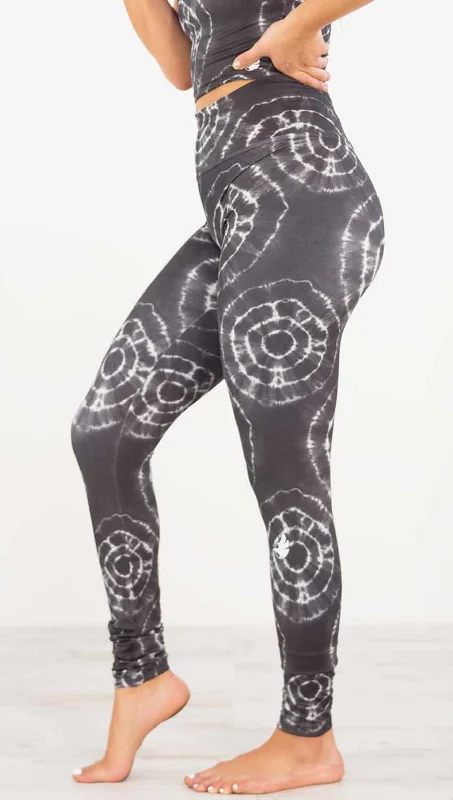 Charcoal Circles - Athleisure Leggings